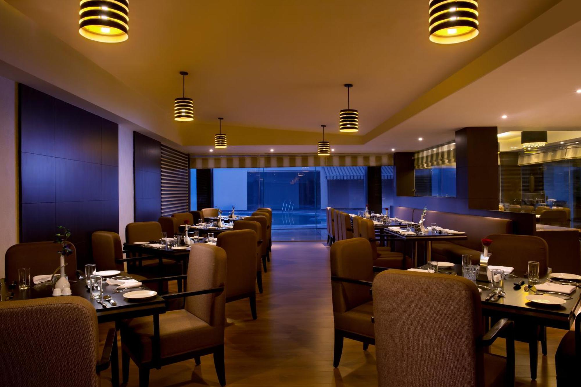 Hotel Golden Tulip Bhiwadi Zewnętrze zdjęcie