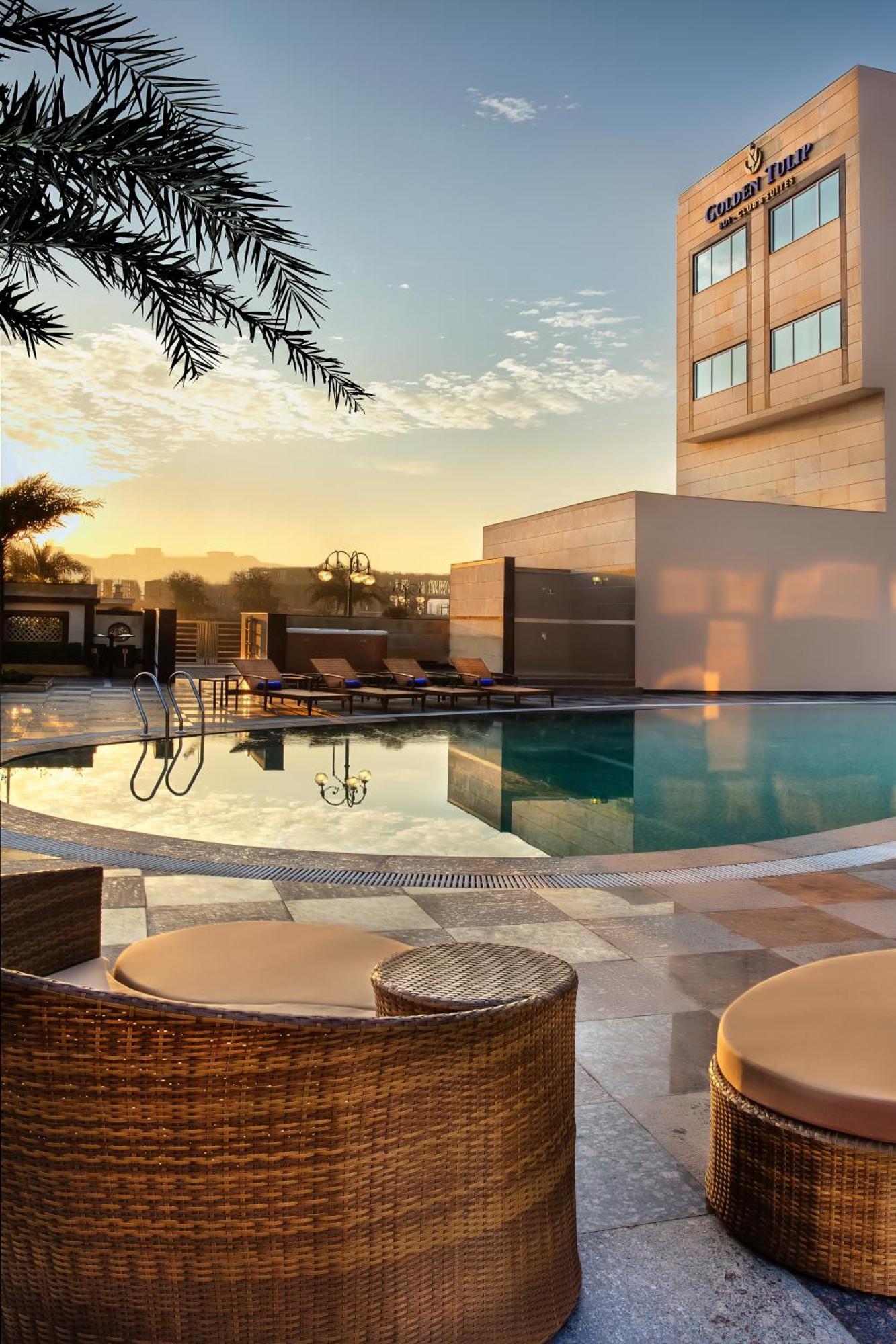Hotel Golden Tulip Bhiwadi Zewnętrze zdjęcie