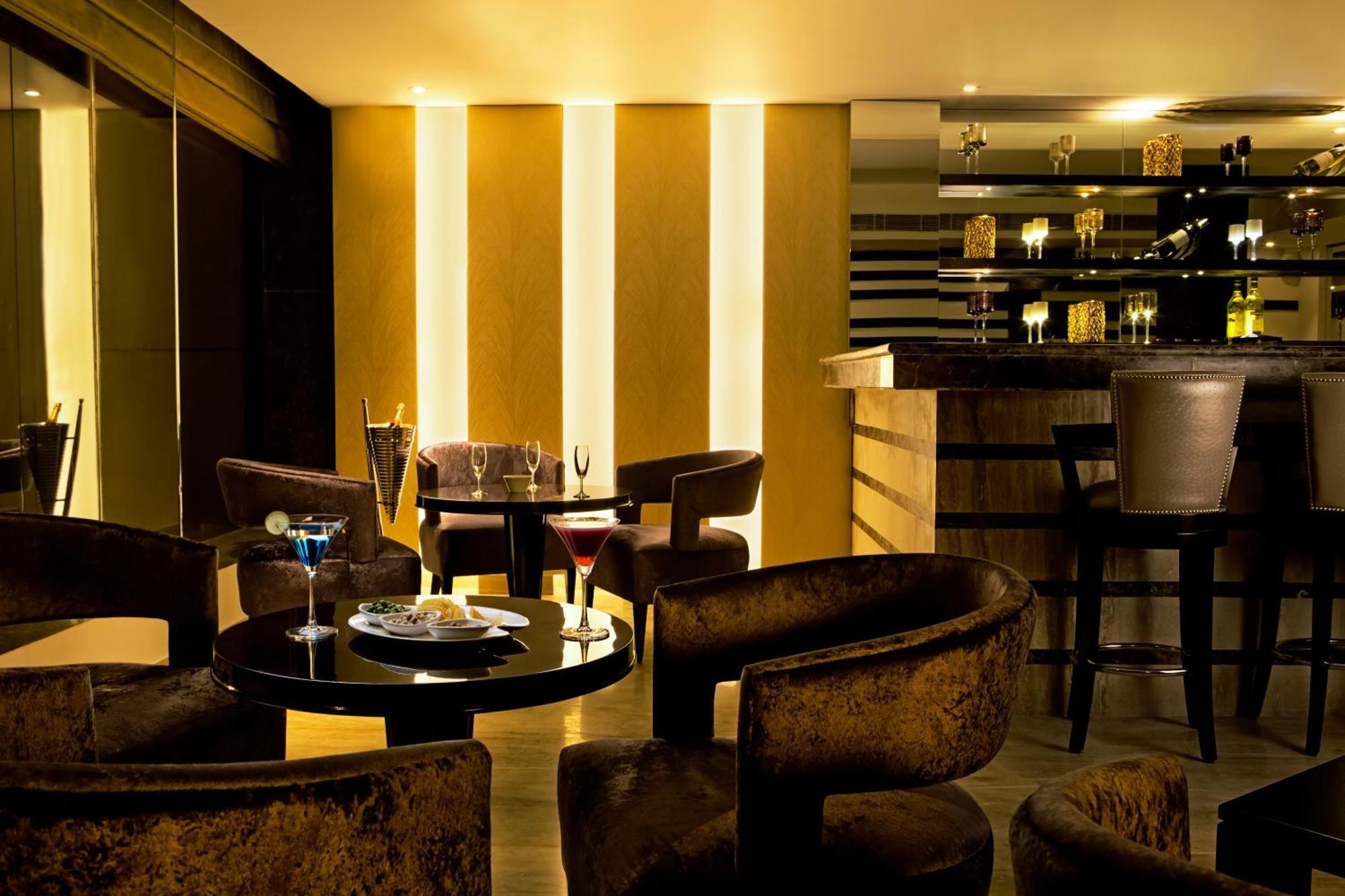 Hotel Golden Tulip Bhiwadi Zewnętrze zdjęcie