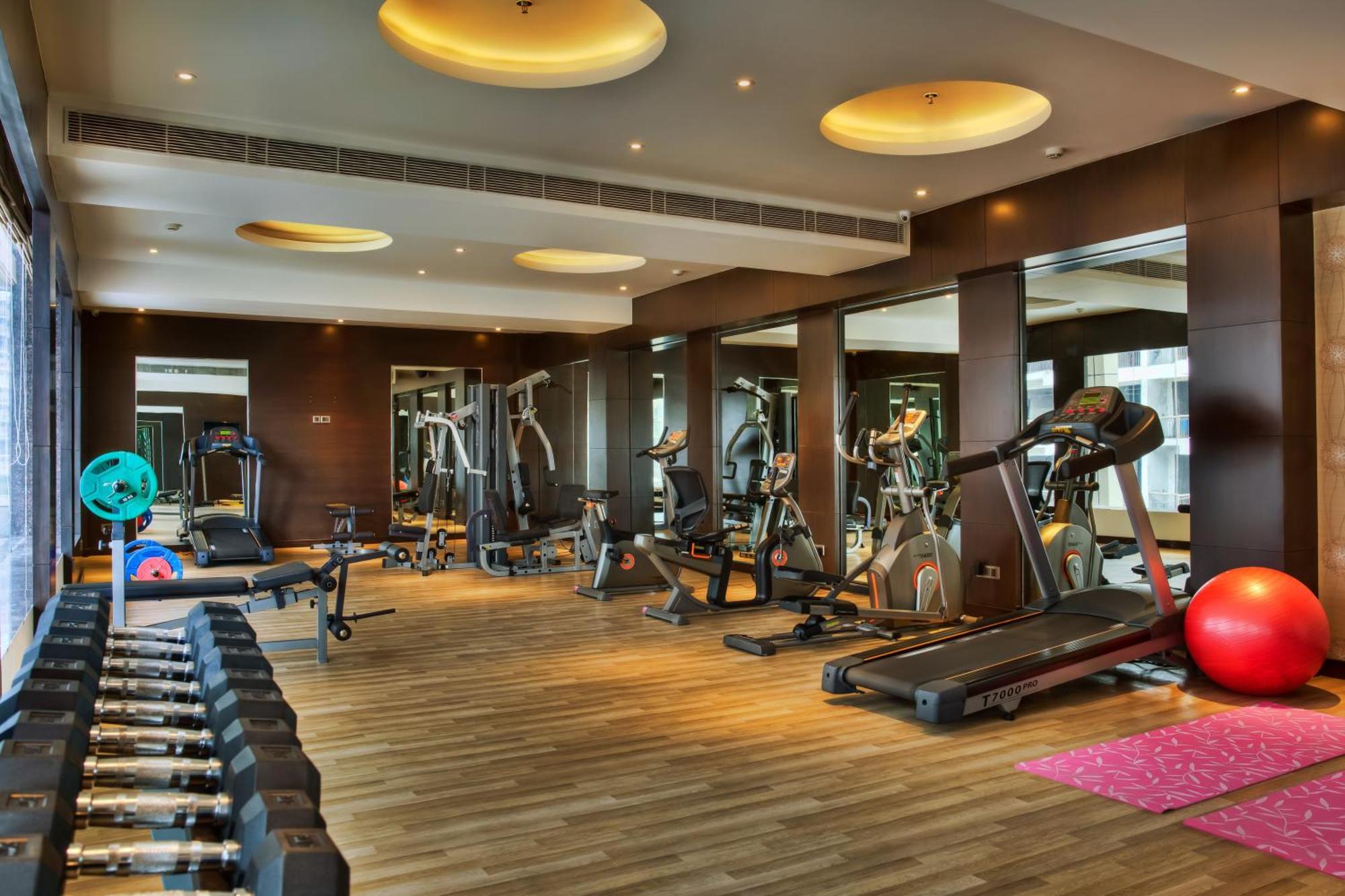 Hotel Golden Tulip Bhiwadi Zewnętrze zdjęcie