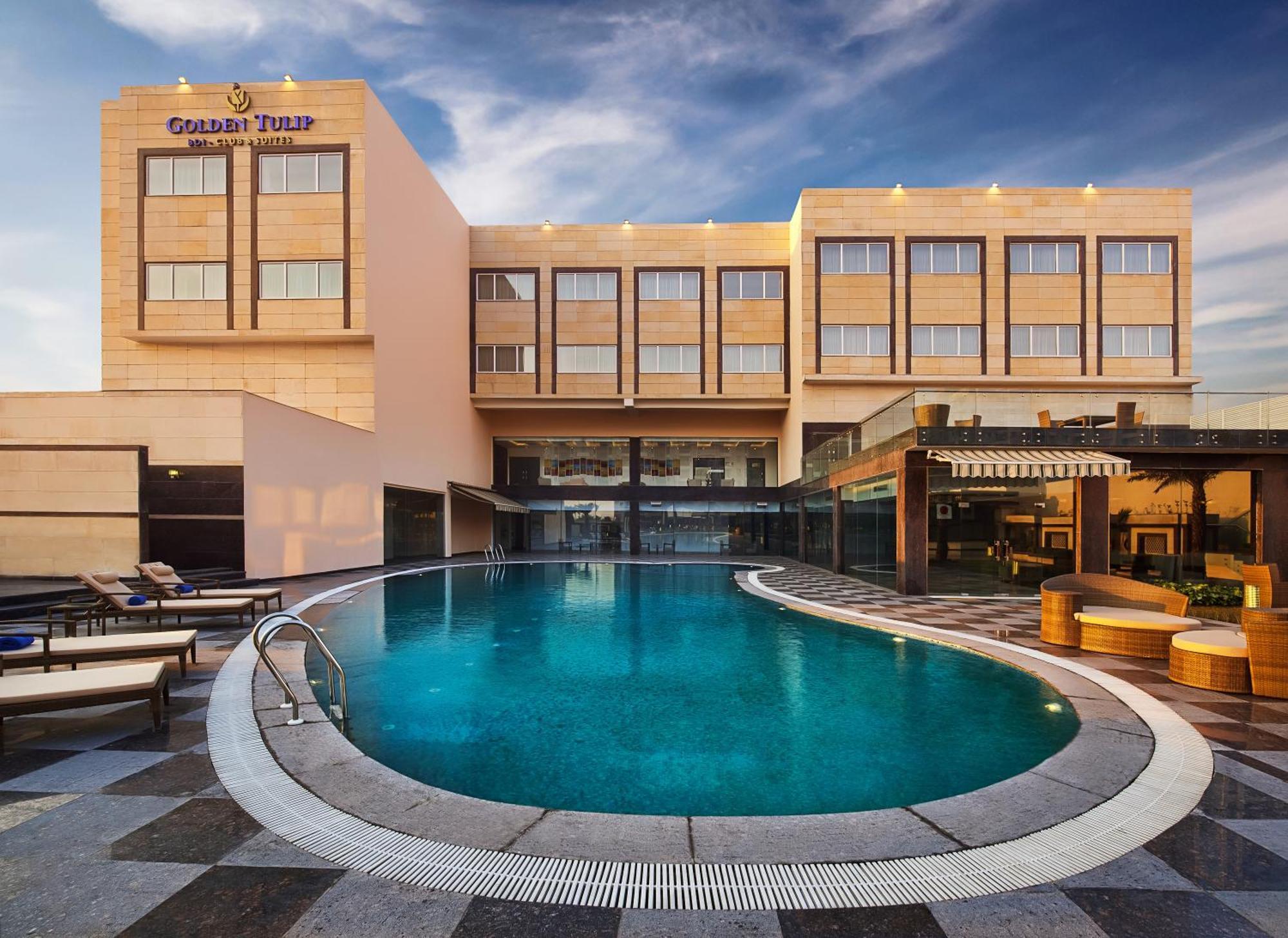 Hotel Golden Tulip Bhiwadi Zewnętrze zdjęcie