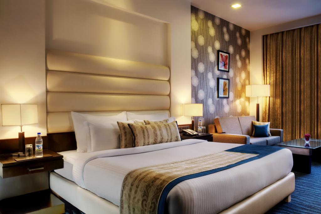 Hotel Golden Tulip Bhiwadi Zewnętrze zdjęcie