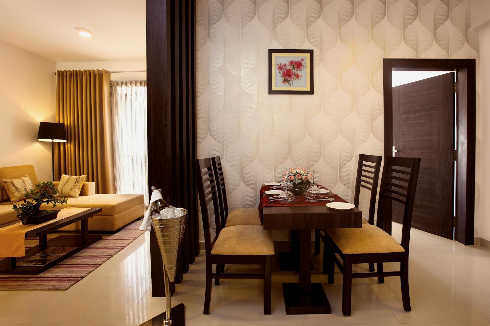 Hotel Golden Tulip Bhiwadi Zewnętrze zdjęcie