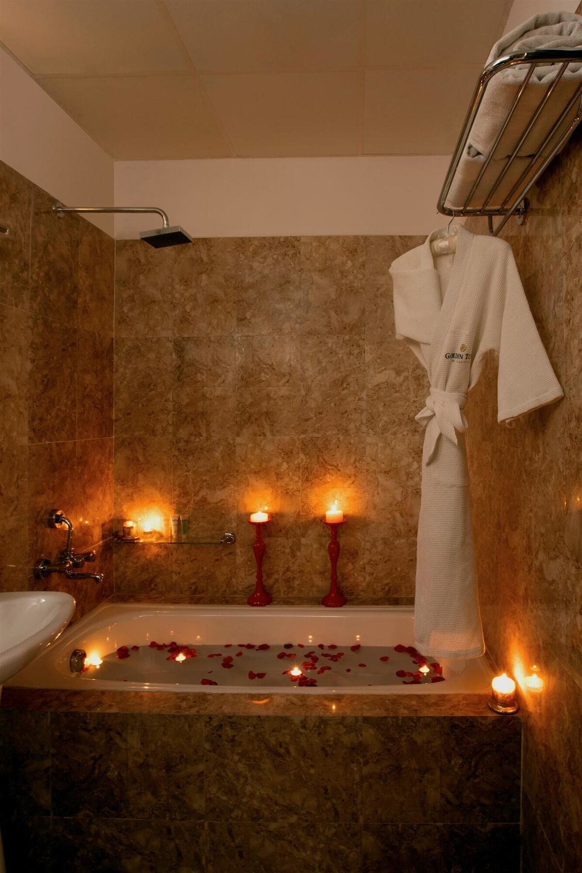 Hotel Golden Tulip Bhiwadi Zewnętrze zdjęcie